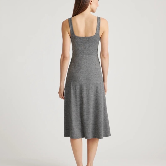 QUINCE Flowknit Breeze Fit & Flare Dress in Charcoal Size M - Picture 2 of 6